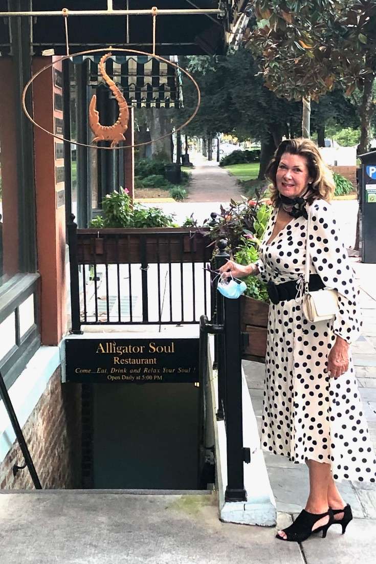 The Deep South USA - Entrance to Alligator Sole Restaurant